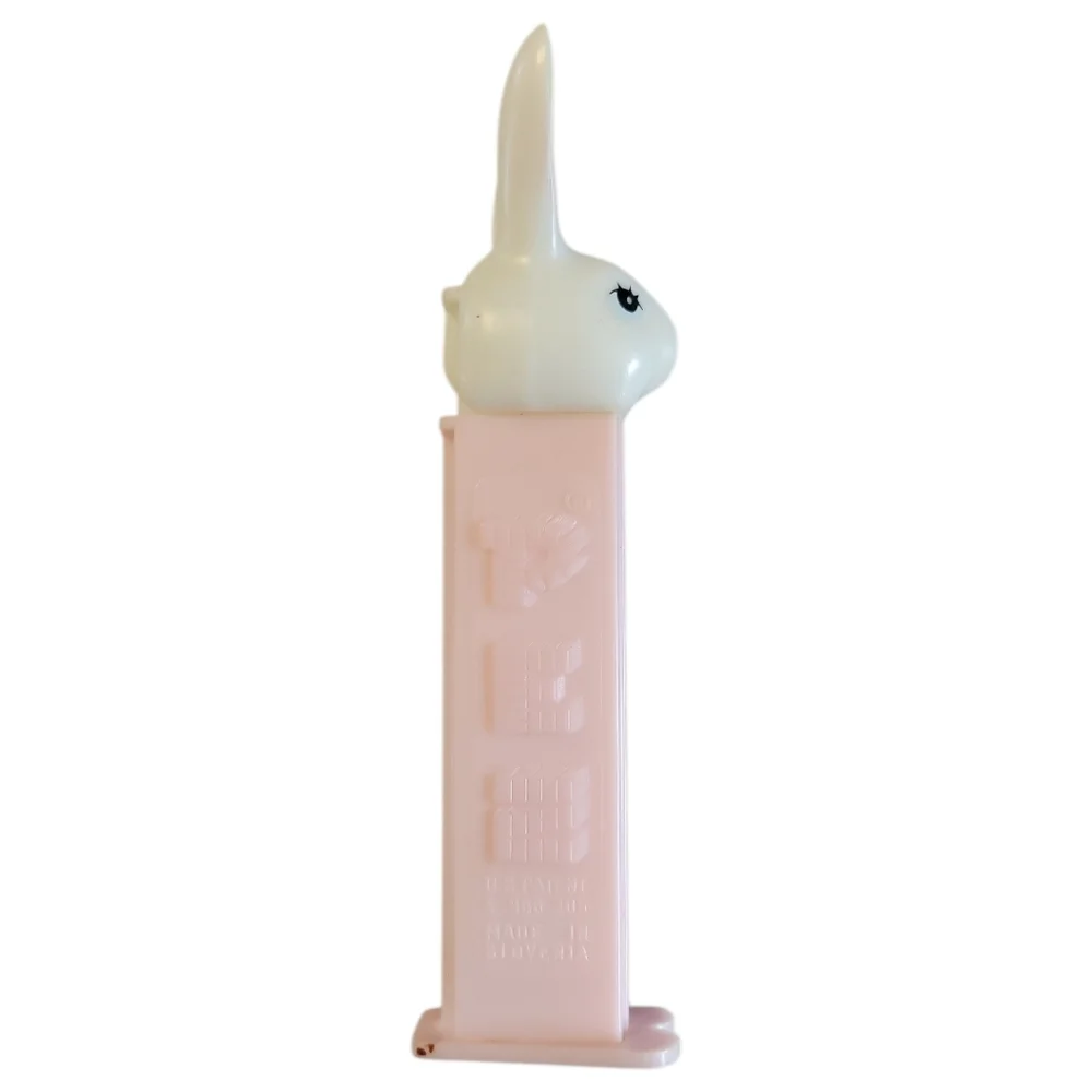 1 Vtg 90 PEZ White Easter Bunny D Rabbit Light Pink Footed Candy Dispenser